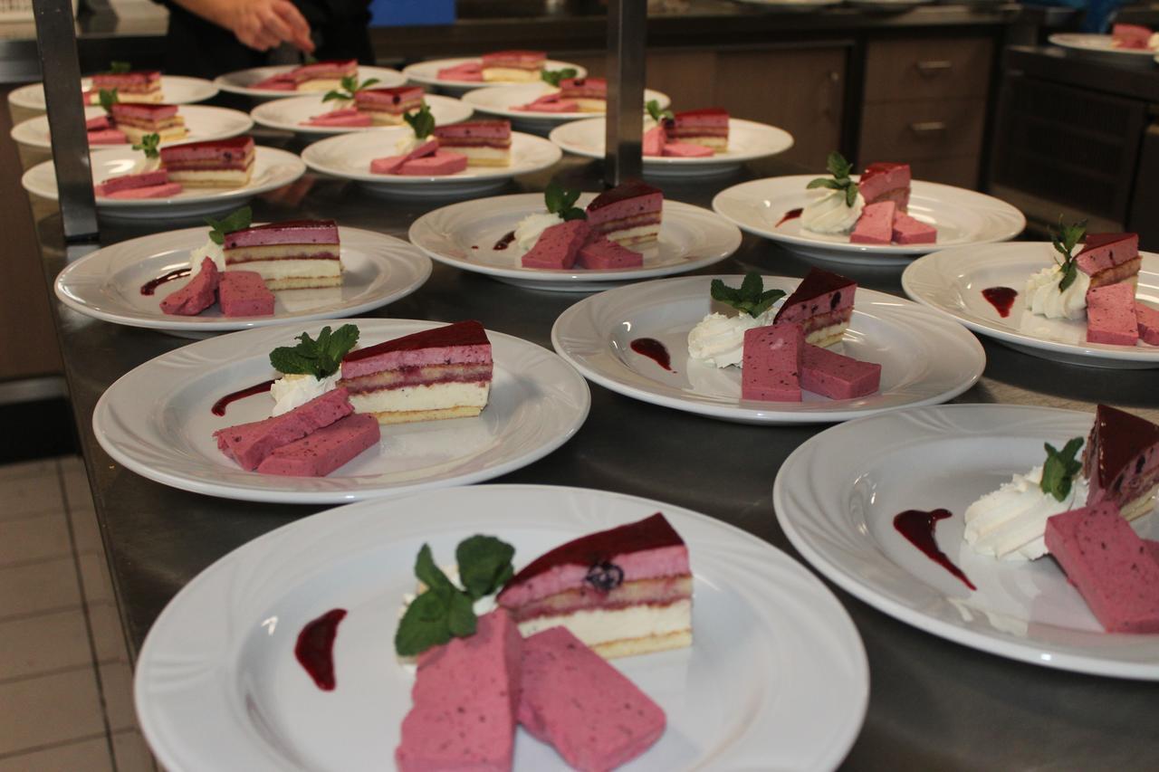Hotel Restaurant 'T Klokje Renesse Dış mekan fotoğraf